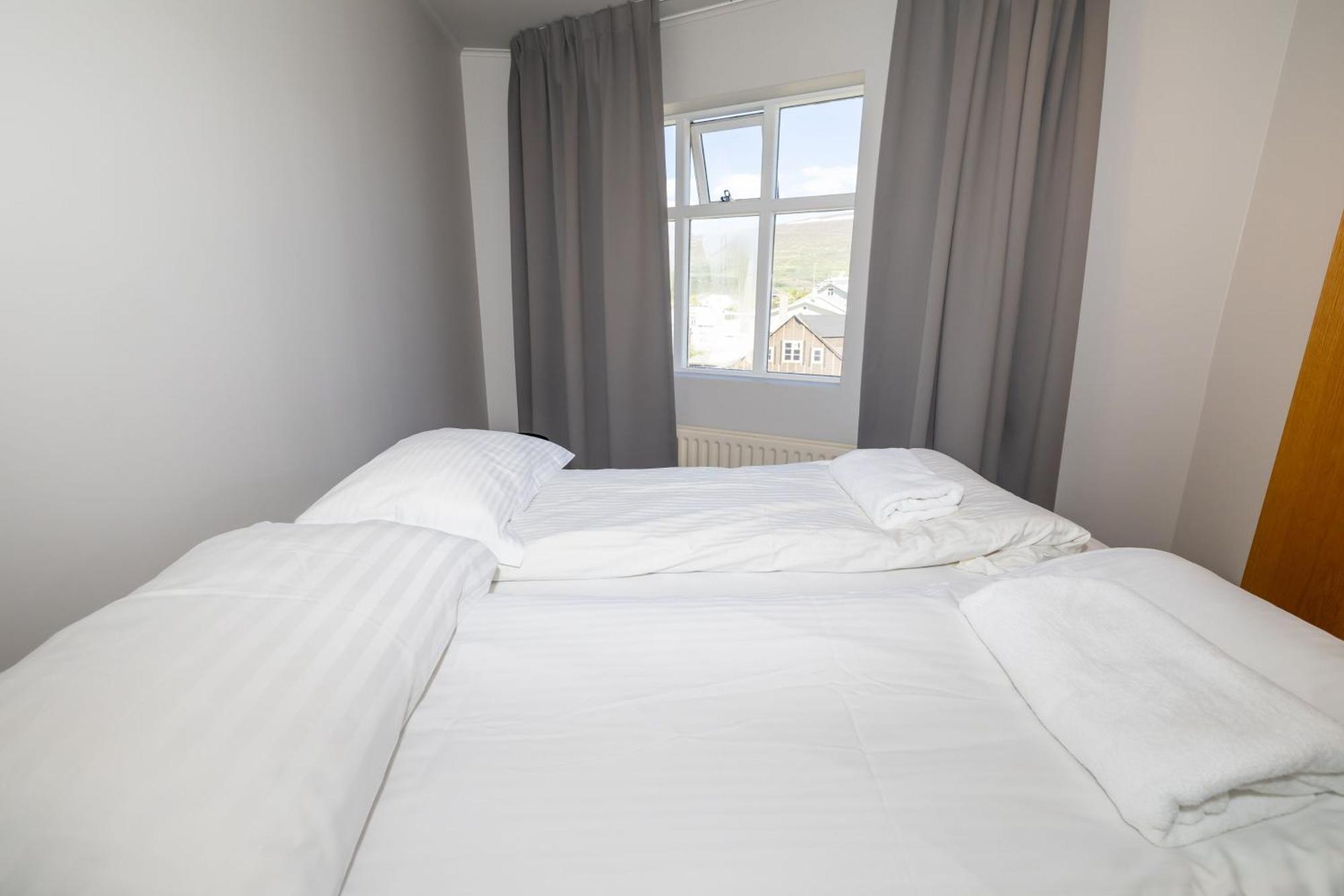 Steinaskjol Apartments Akureyri Esterno foto